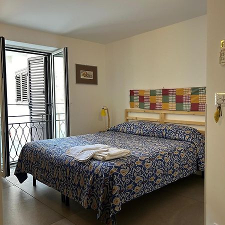 Like Home Palermo Bagian luar foto
