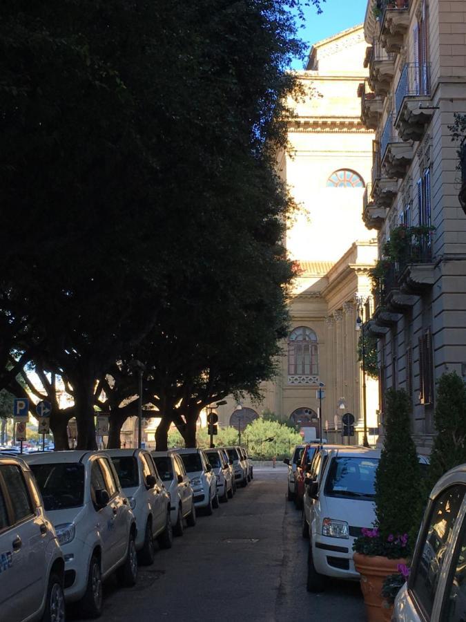 Like Home Palermo Bagian luar foto